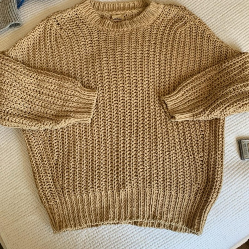 Babaa No18 Cotton- Clay Pot -Chunky Knit Crewneck Sweater in Warm Beige